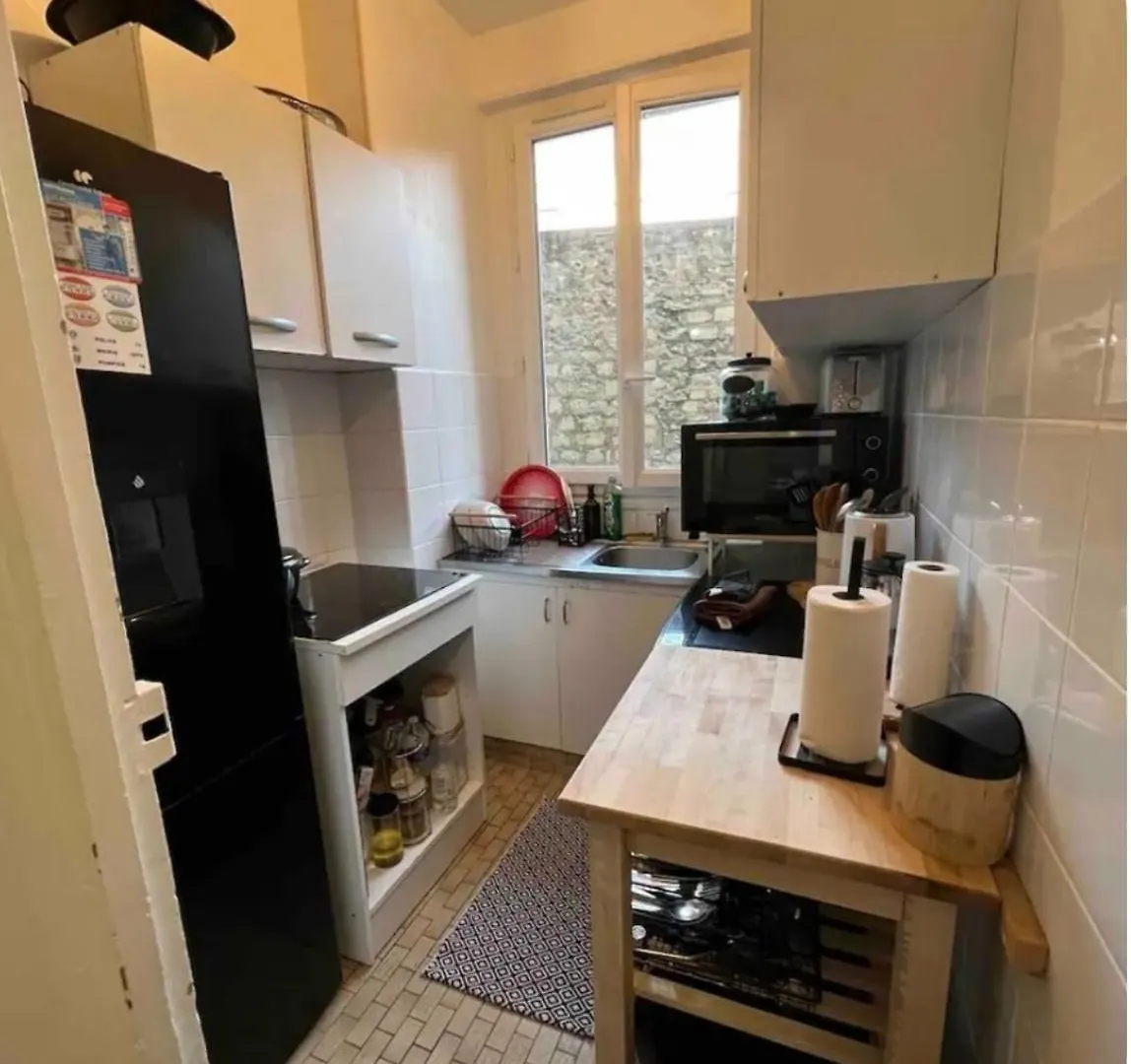 Cosy Proche Tour Eiffel Apartment *